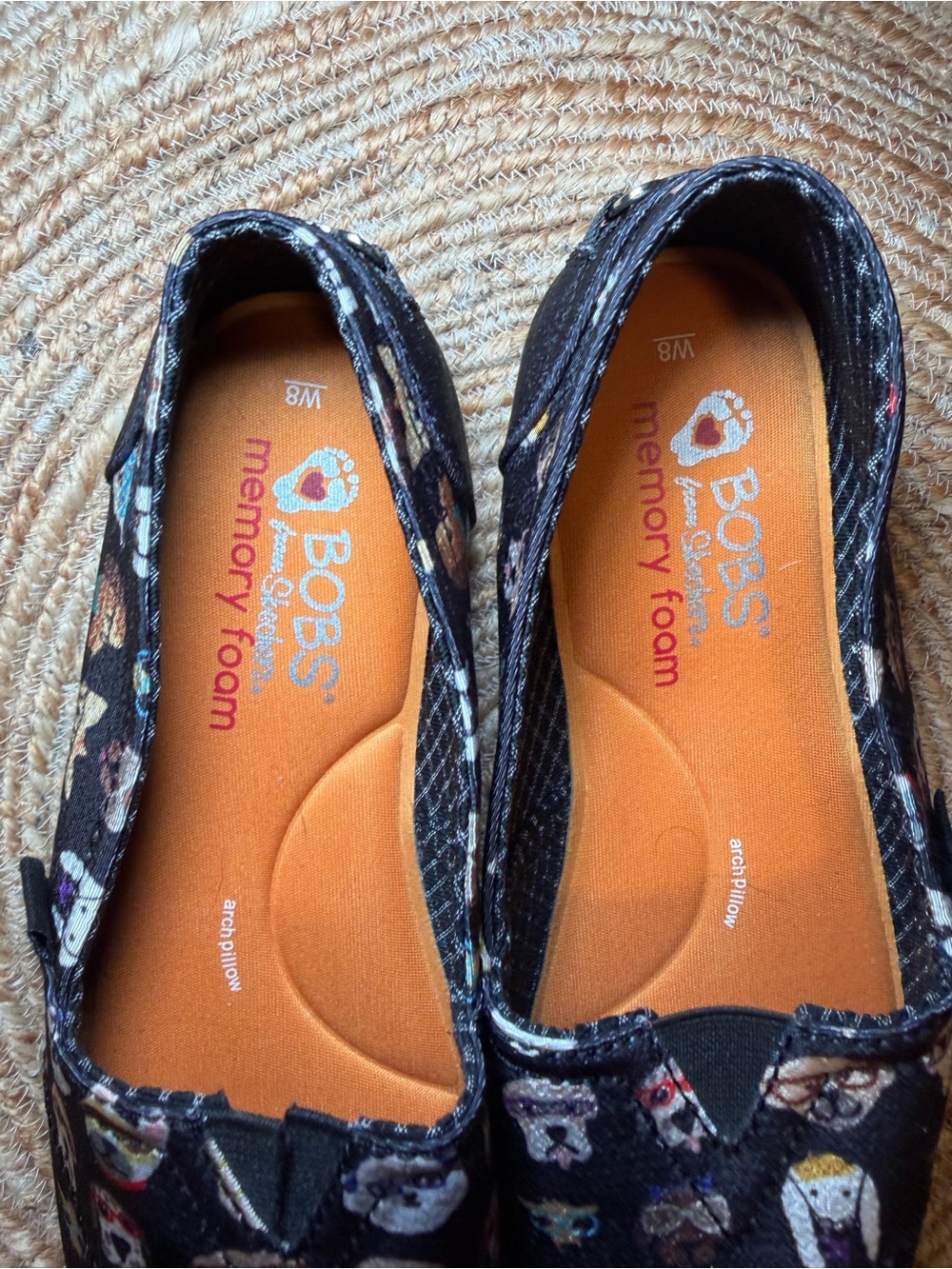 Skechers BOBS Women’s 8W Wide Memory Foam Slip On Shoes Black Dog Print - Picture 5 of 8